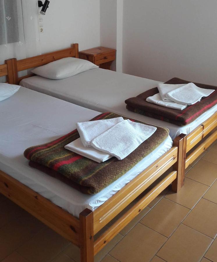 Artemis Rooms Frangocastelo Екстер'єр фото